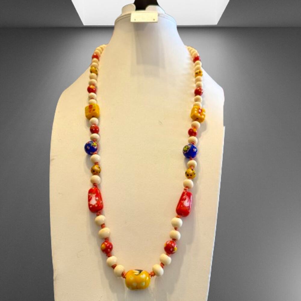 Vintage Artisan Hand-Knotted Long Glass Beaded Necklace - Picture 5 of 7